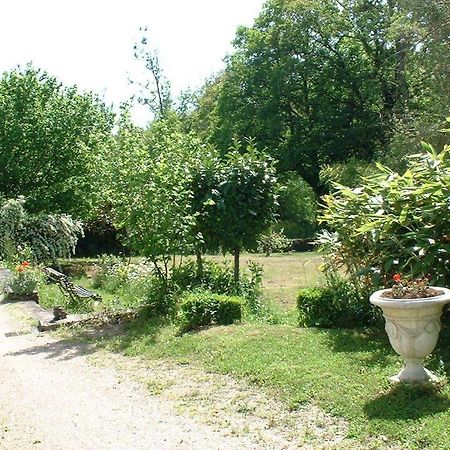 Domaine De La Dame De Lauriere Panzió Solignac Kültér fotó