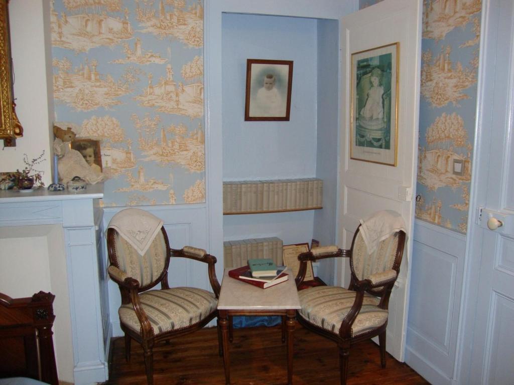 Domaine De La Dame De Lauriere Panzió Solignac Szoba fotó